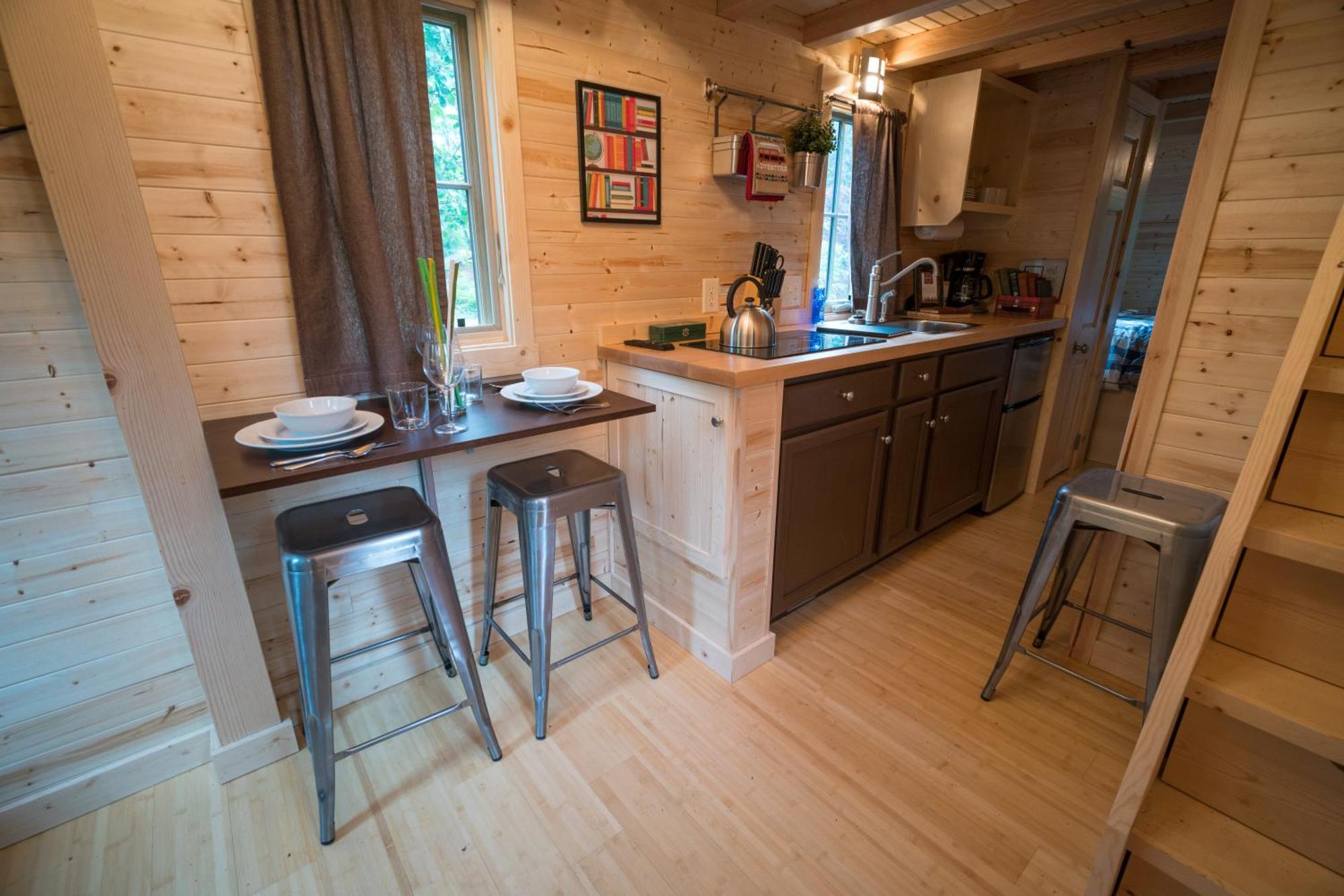 Mt Hood Tiny House Village Welches エクステリア 写真